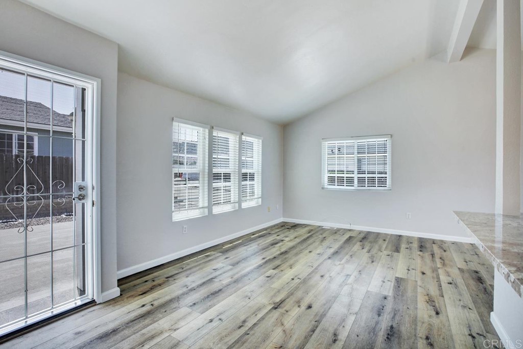 15935 Spring Oaks Road, Unit 207 El Cajon, CA 92021 - Photo 11 of 23 Gallery Image 11