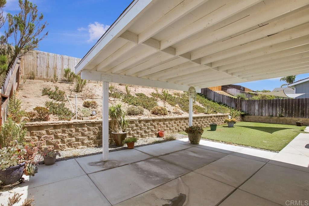 15935 Spring Oaks Road, Unit 207 El Cajon, CA 92021 - Photo 19 of 23 Gallery Image 19
