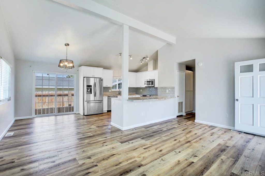15935 Spring Oaks Road, Unit 207 El Cajon, CA 92021 - Photo 4 of 23 Gallery Image 4