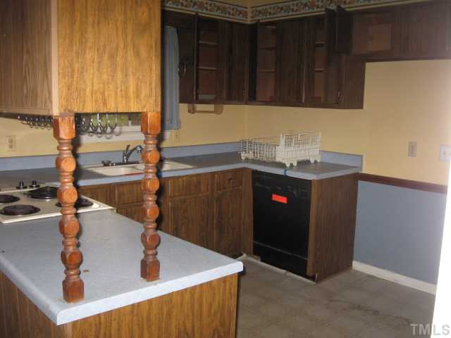3904 Allen Street West Raleigh, NC 27603 - Photo 4 of 10