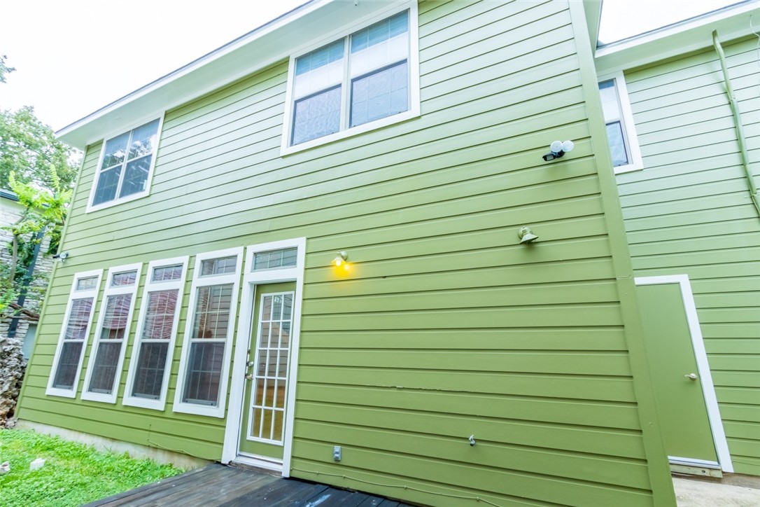 306 East 34th Street, Unit A Austin, TX 78705 - Photo 23 of 25