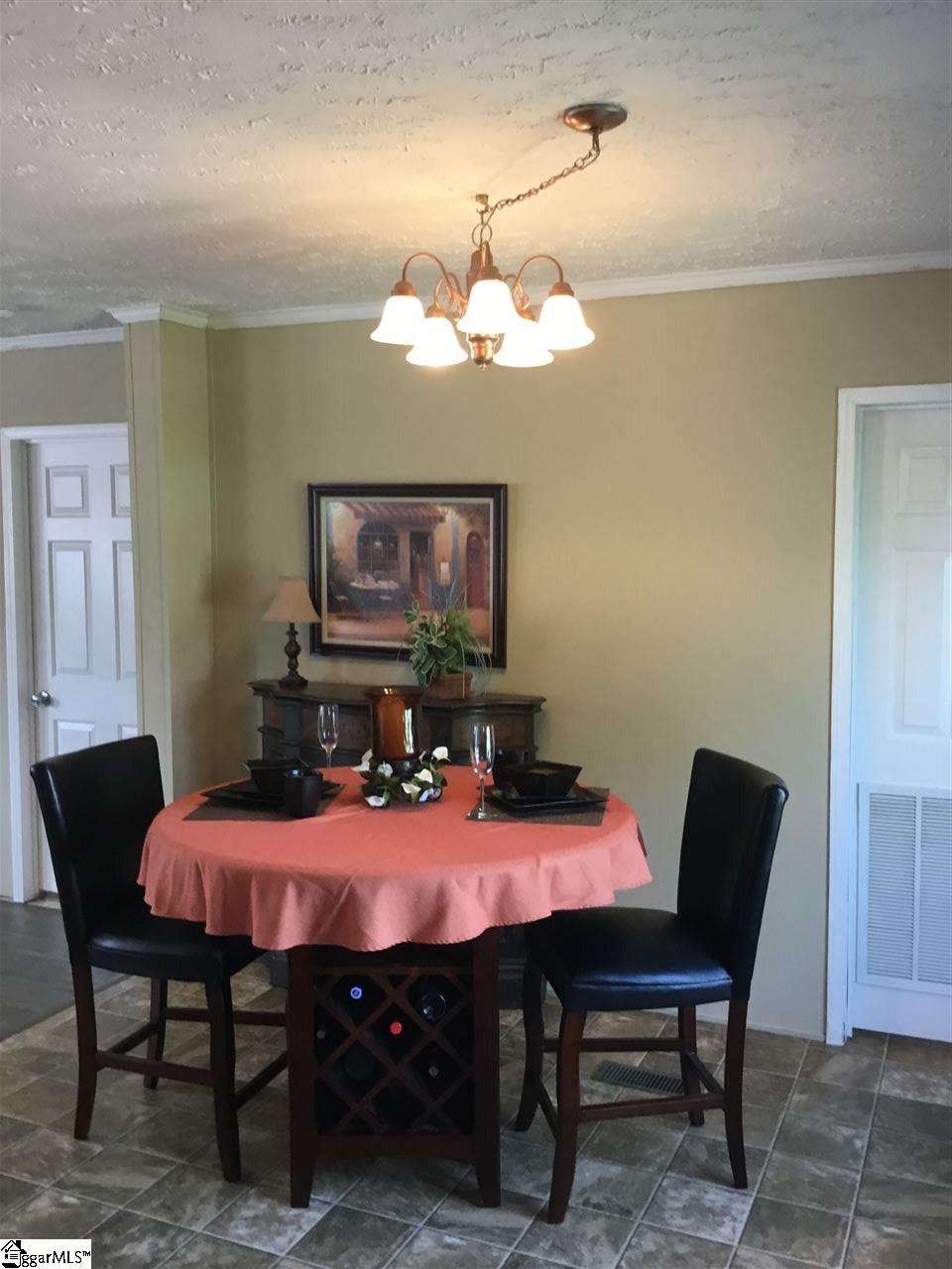 4493 Jordan Road Greer, SC 29651 - Photo 9 of 32