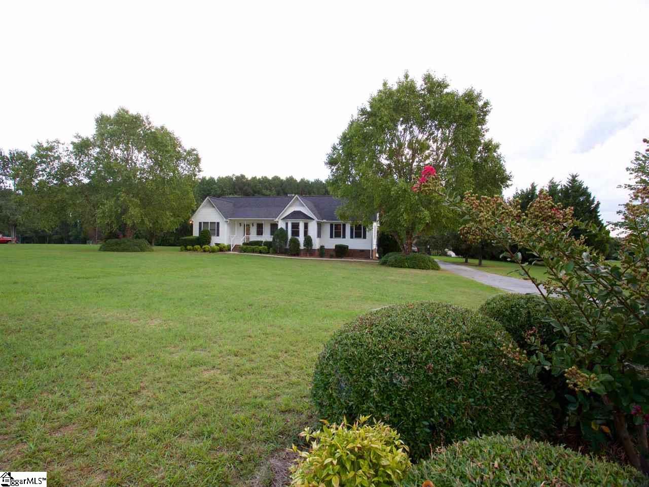 366 Thomason Farm Road Laurens, SC 29360 - Photo 3 of 33