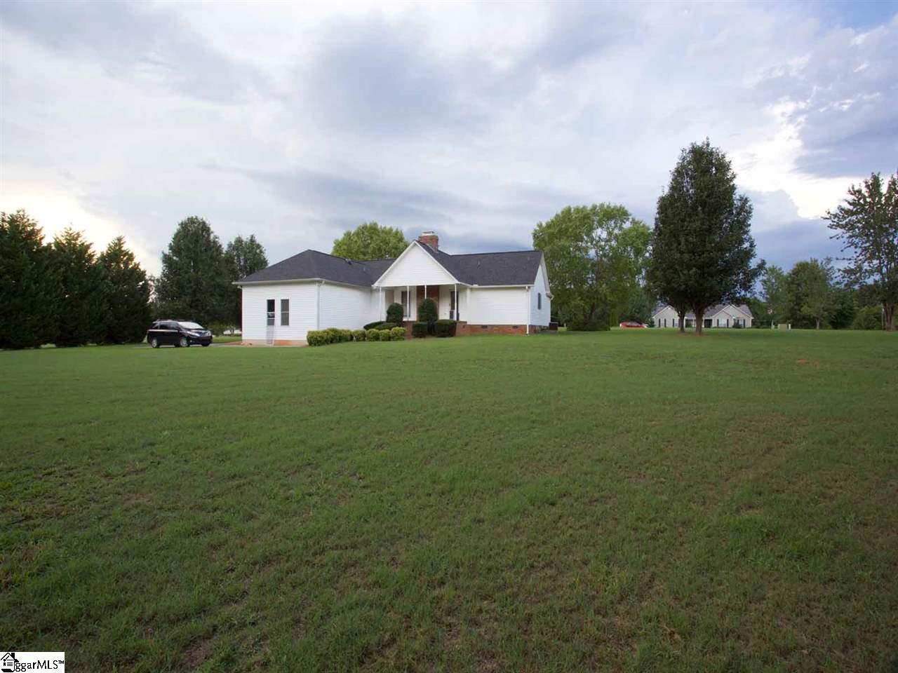 366 Thomason Farm Road Laurens, SC 29360 - Photo 5 of 33
