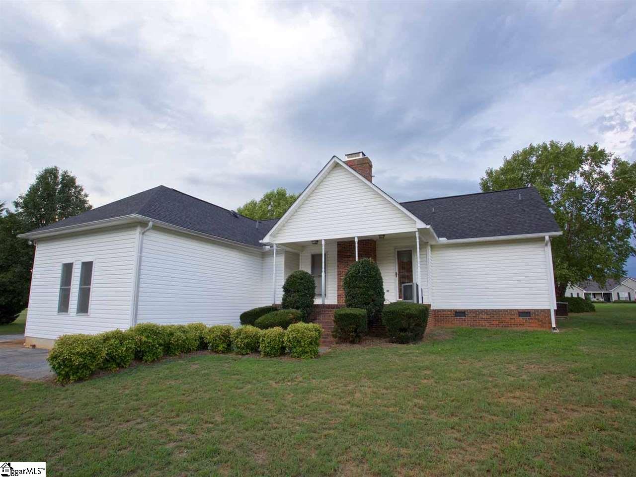366 Thomason Farm Road Laurens, SC 29360 - Photo 9 of 33
