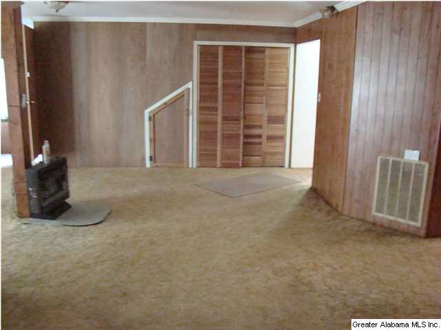 1784 Kimberly Road Sylacauga, AL 35151 - Photo 8 of 15