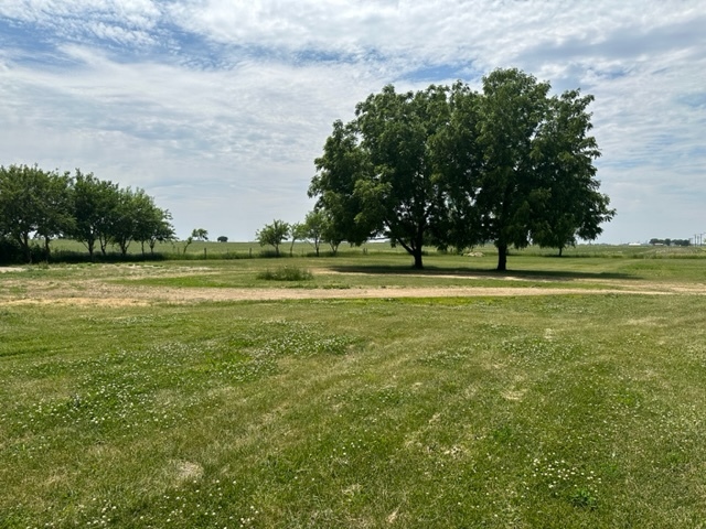 741 Sterling Road Dixon, IL 61021 - Photo 18 of 21 a yard with lots of trees and buildings