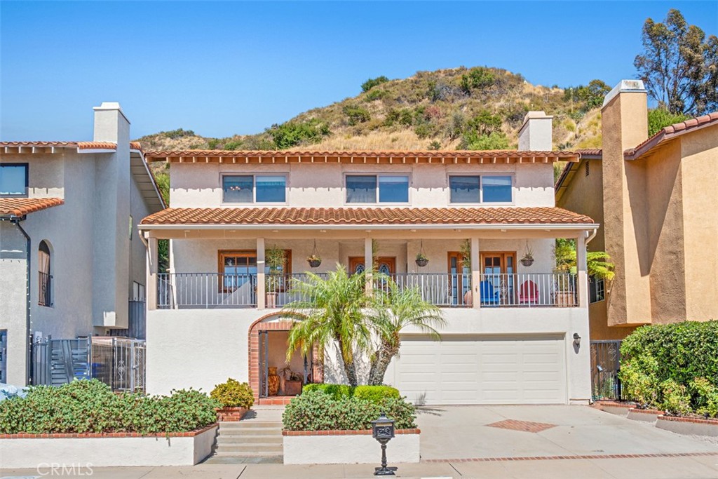 1746 Rudell Road Burbank, CA 91501 - Photo 5 of 41