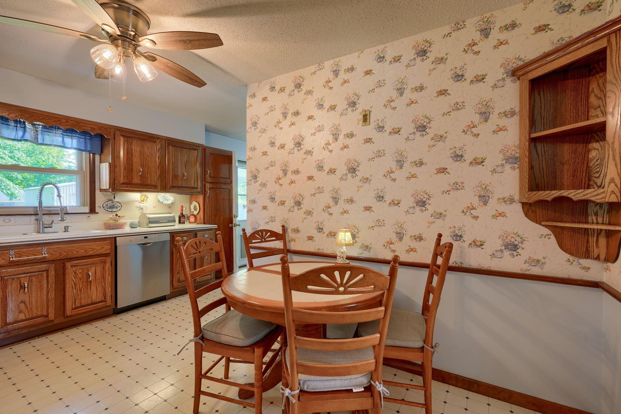 110 Ginder Road Northeast Lancaster, OH 43130 - Photo 24 of 61 110 Ginder Road NE (32)