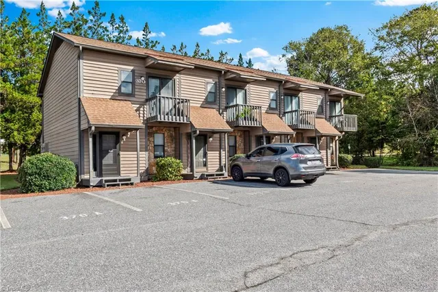 $145,000 | 370 Vista Circle, Unit A, Winston-Salem, NC 27106