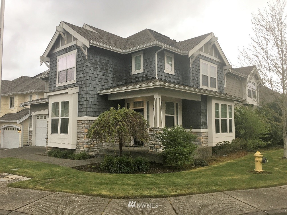 1832 Southeast 8th Street Renton, WA 98057 - Photo 2 of 10 Gallery Image 2