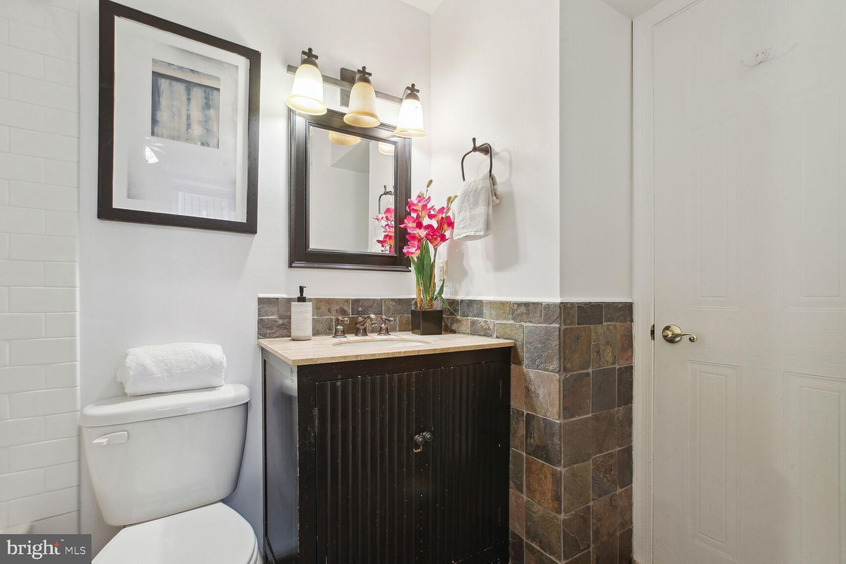 301 G Street Northeast, Unit 2 Washington, DC 20002 - Photo 17 of 19
