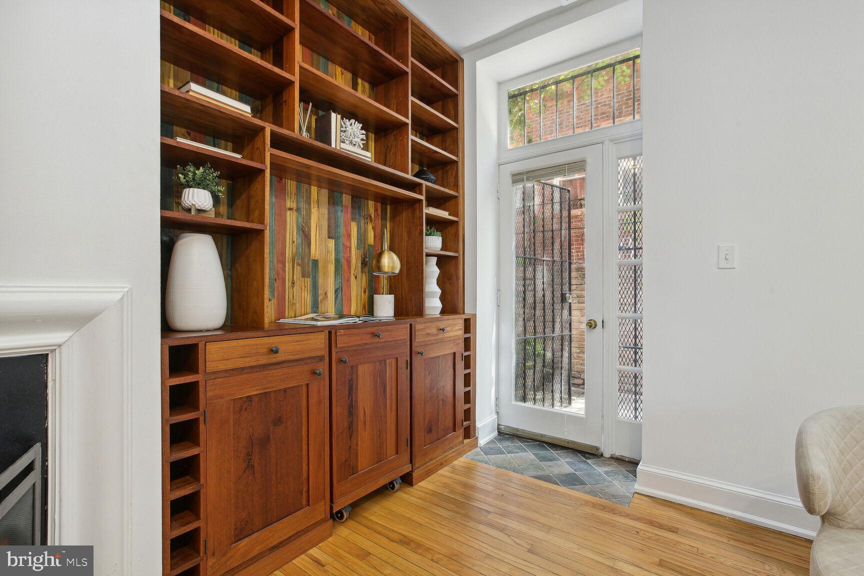 301 G Street Northeast, Unit 2 Washington, DC 20002 - Photo 8 of 19