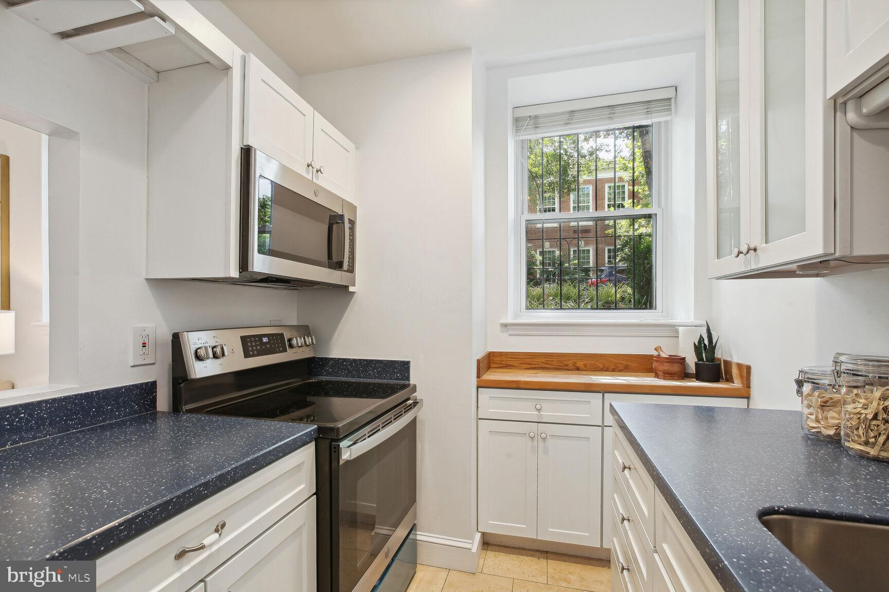 301 G Street Northeast, Unit 2 Washington, DC 20002 - Photo 10 of 19