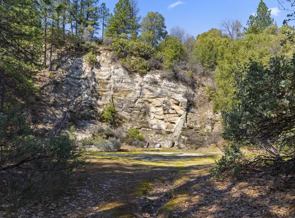 $675,000 | 15528 Highway 49, Camptonville, CA 95922