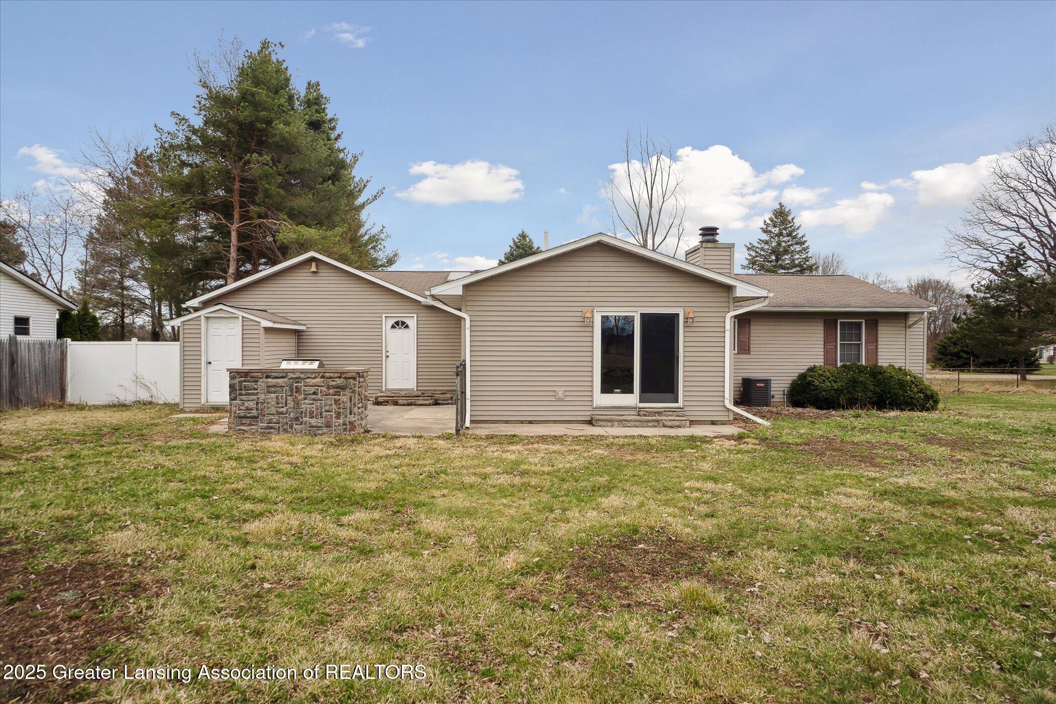5136 Martin Road Corunna, MI 48817 - Photo 34 of 46 35-5136-Martin-Rd-Corunna-MI-48817-Windo
