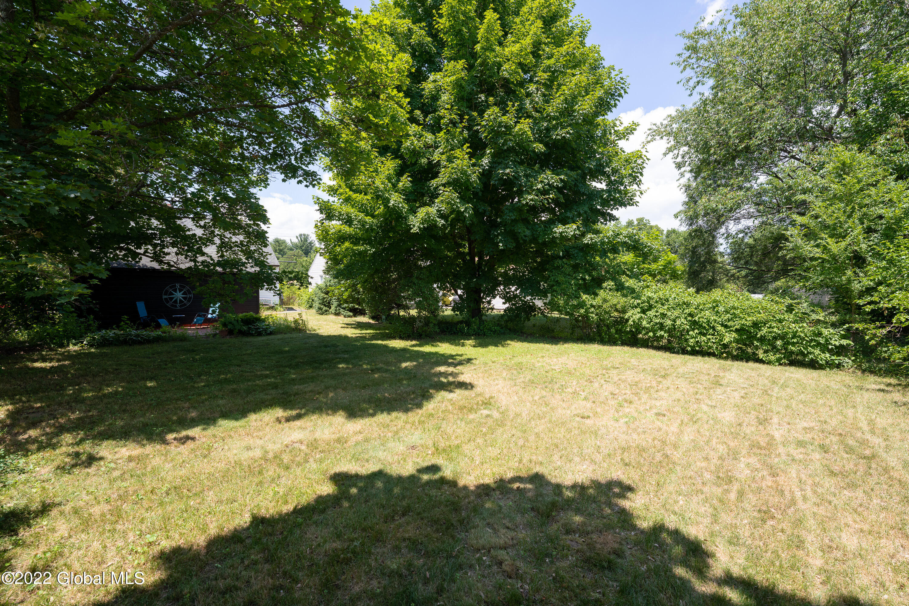 1131 Fort Hunter Road Rotterdam, NY 12303 - Photo 23 of 32 Yard 12