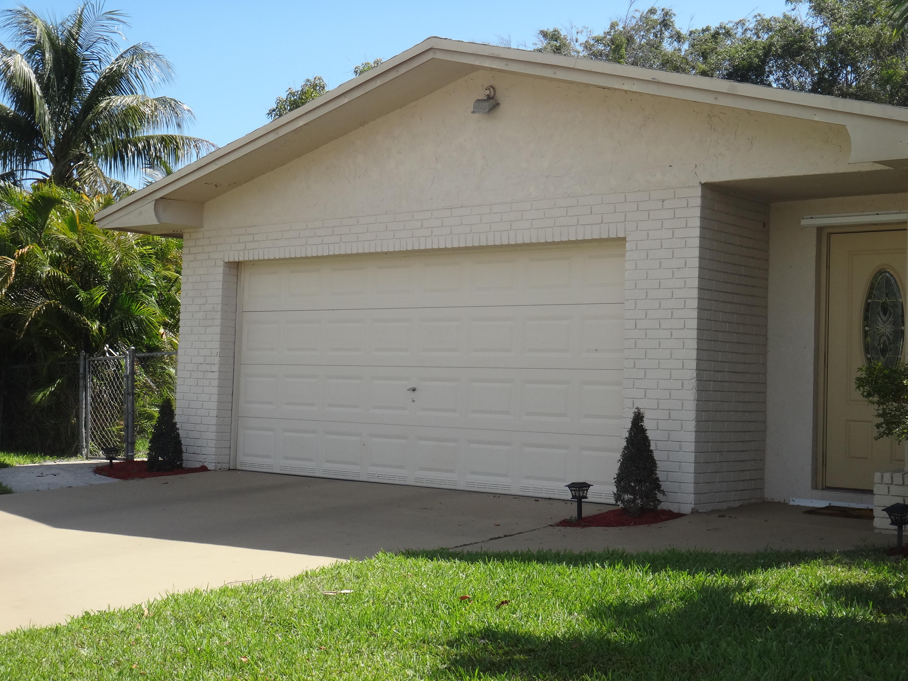 1700 Southwest 11th Street Boca Raton, FL 33486 - Photo 1 of 30 DSC06533