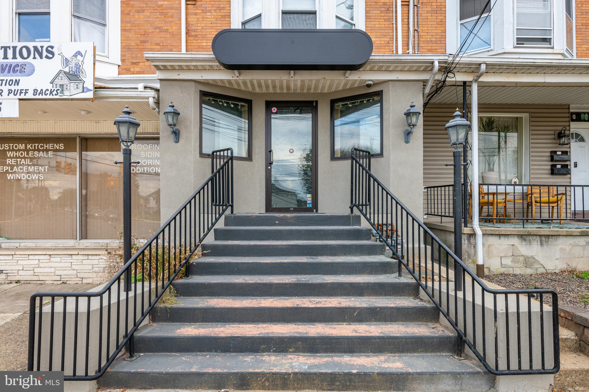 4 West Lancaster Avenue Reading, PA 19607 - Photo 2 of 15