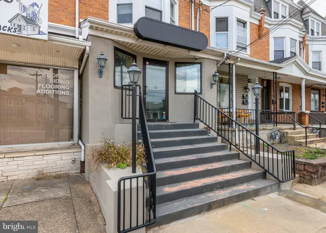 $2,000 | 4 West Lancaster Avenue, Reading, PA 19607