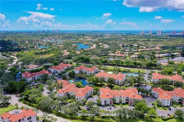 a view of a tennis court