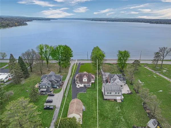 $749,900 | 6790 East Lake Road, Owasco, NY 13021