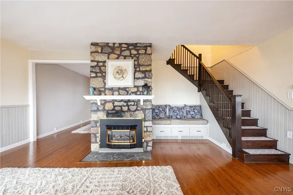 $774,900 | 6790 East Lake Road, Owasco, NY 13021