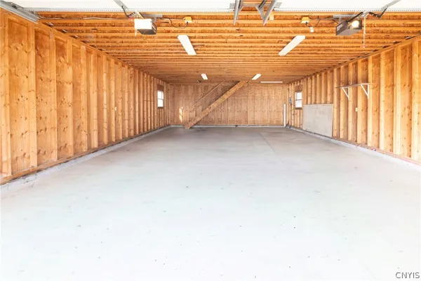 $749,900 | 6790 East Lake Road, Owasco, NY 13021