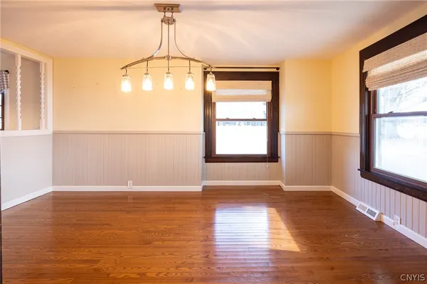 $749,900 | 6790 East Lake Road, Owasco, NY 13021