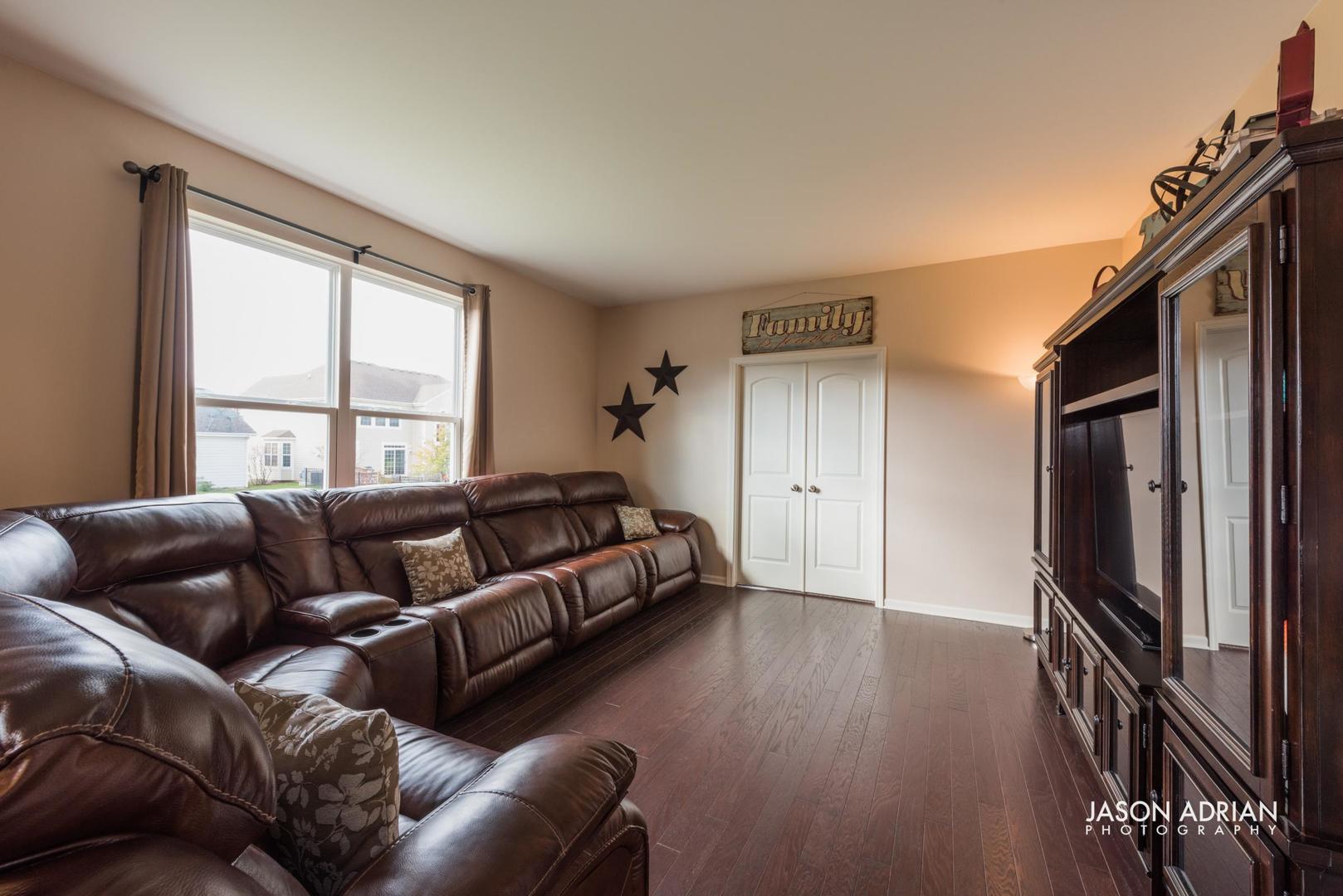 3525 English Prairie Road Elgin, IL 60124 - Photo 17 of 30