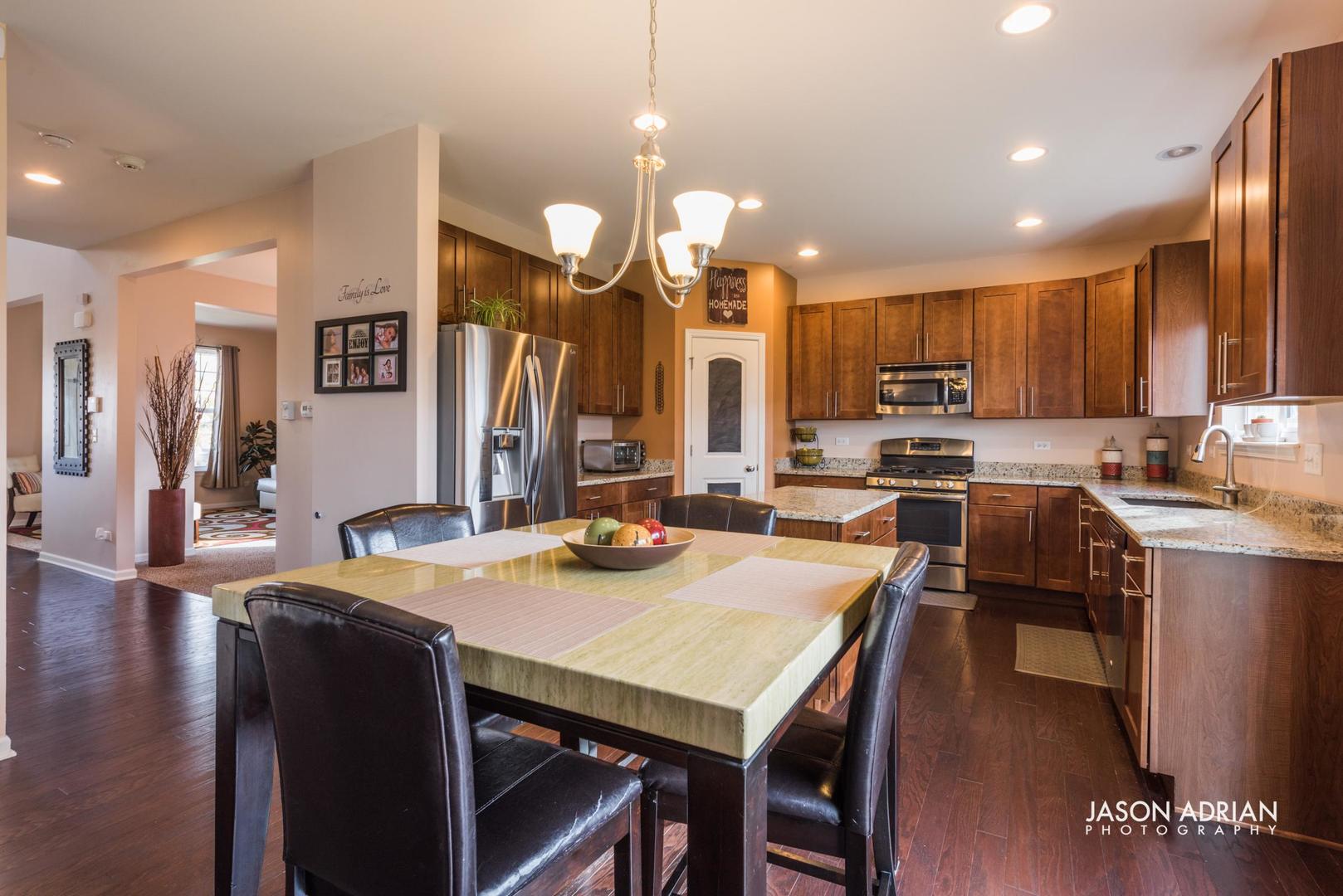 3525 English Prairie Road Elgin, IL 60124 - Photo 6 of 30