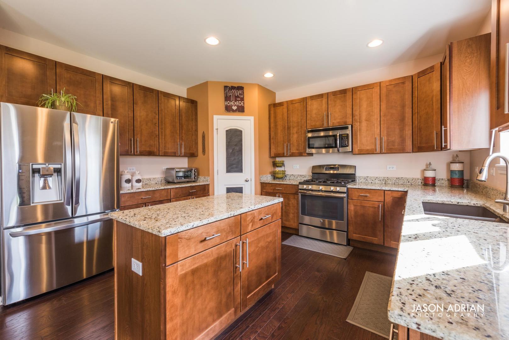 3525 English Prairie Road Elgin, IL 60124 - Photo 7 of 30