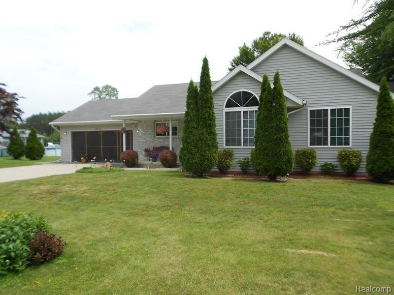 2830 Michigan Road Port Huron, MI 48060 - Photo 1 of 29 2013-06-29 20.02