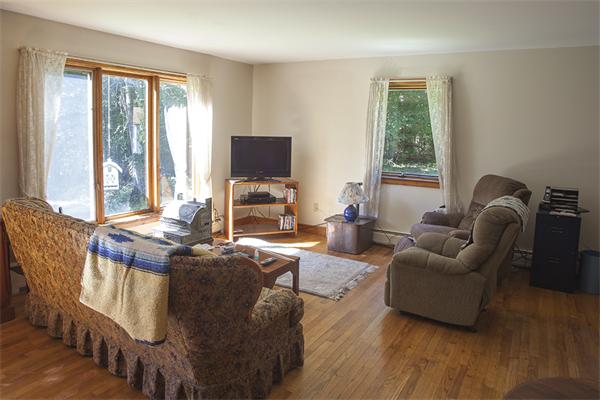 267 Turkey Hill Road Northampton, MA 01062 - Photo 9 of 25