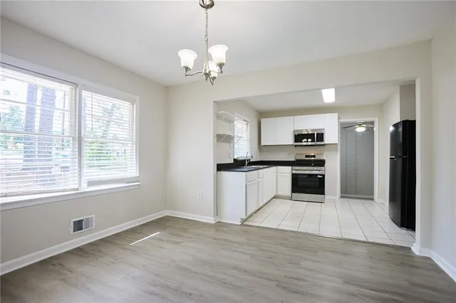 $1,650 | 2058 River Road, Ellenwood, GA 30294