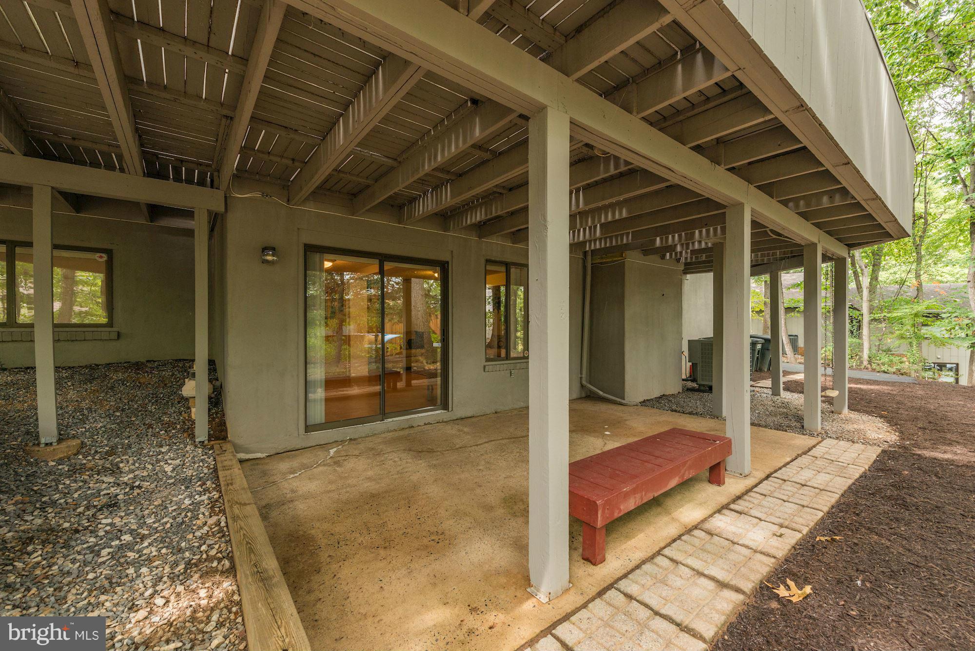 2018 Upper Lake Drive Reston, VA 20191 - Photo 27 of 30 Patio