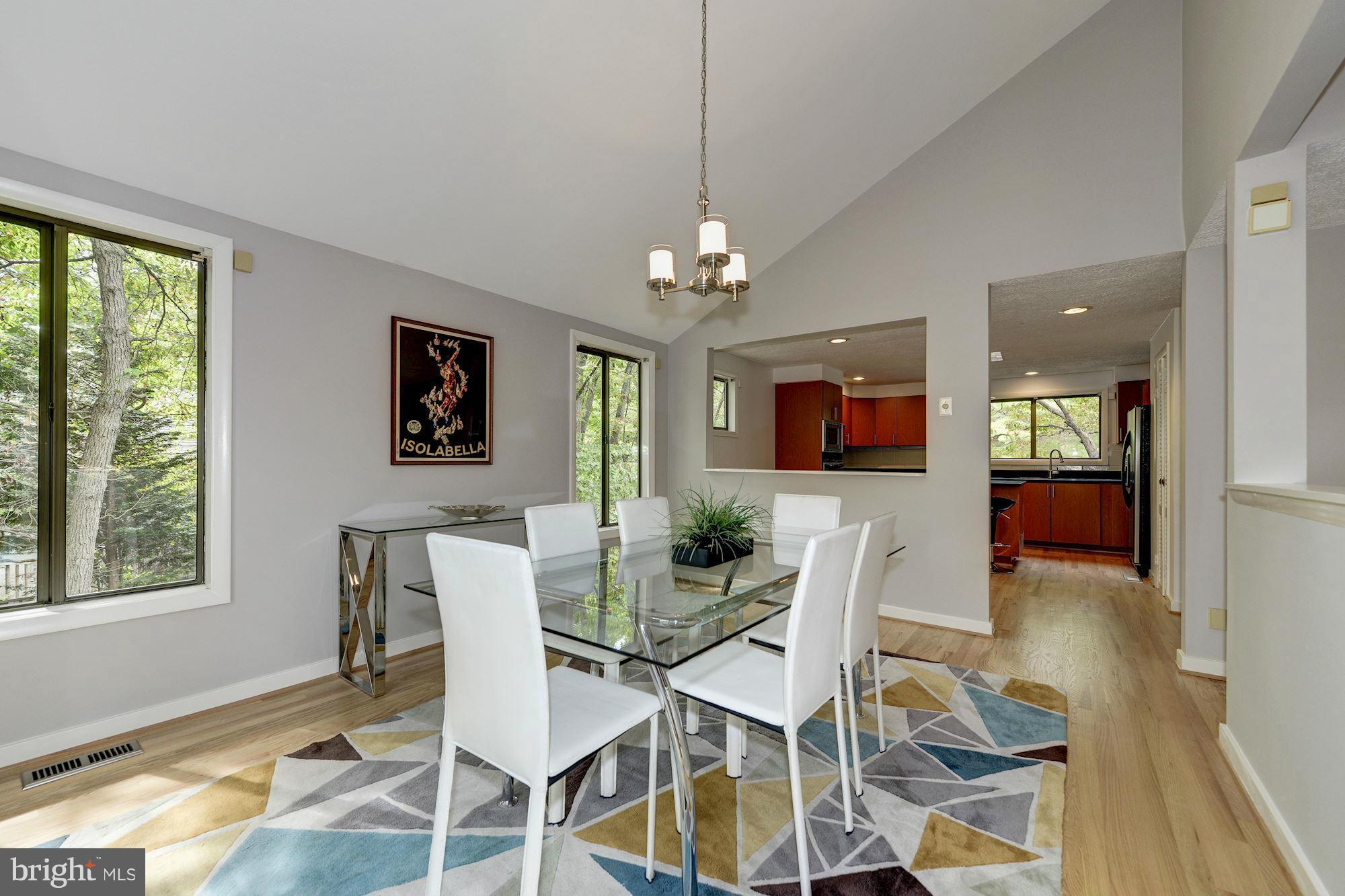 2018 Upper Lake Drive Reston, VA 20191 - Photo 8 of 30 Dining Room