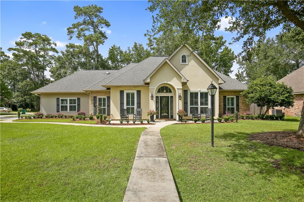 977 Rue Chinon Mandeville, LA 70471 - Photo 1 of 32 Gallery Image 1