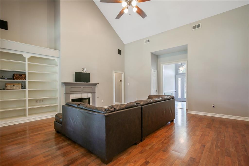 977 Rue Chinon Mandeville, LA 70471 - Photo 10 of 32 Gallery Image 10