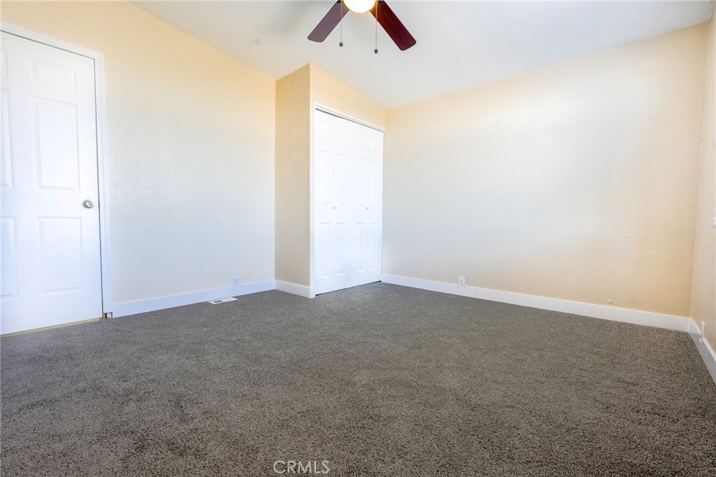 12782 Riggins Road Phelan, CA 92371 - Photo 13 of 49