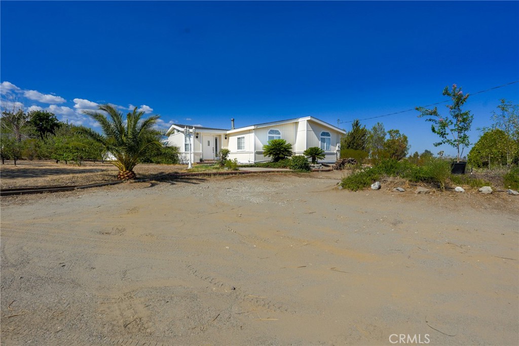 12782 Riggins Road Phelan, CA 92371 - Photo 35 of 49