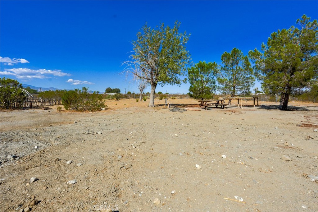 12782 Riggins Road Phelan, CA 92371 - Photo 40 of 49