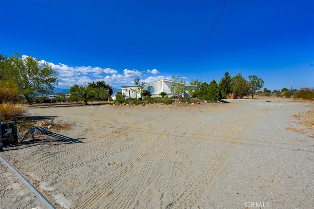 12782 Riggins Road Phelan, CA 92371 - Photo 44 of 49