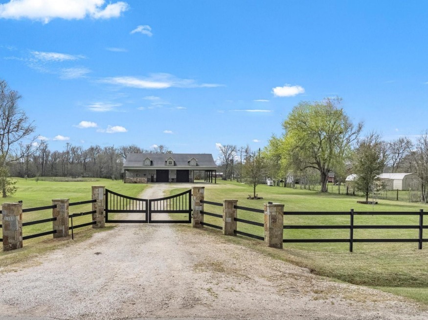 Entrance with remote control gate