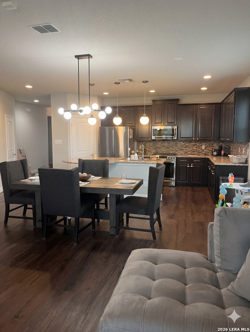 9918 Copper Rise Converse, TX 78109 - Photo 2 of 16