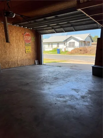 $235,000 | 609 East Crockett Street, Falfurrias, TX 78355