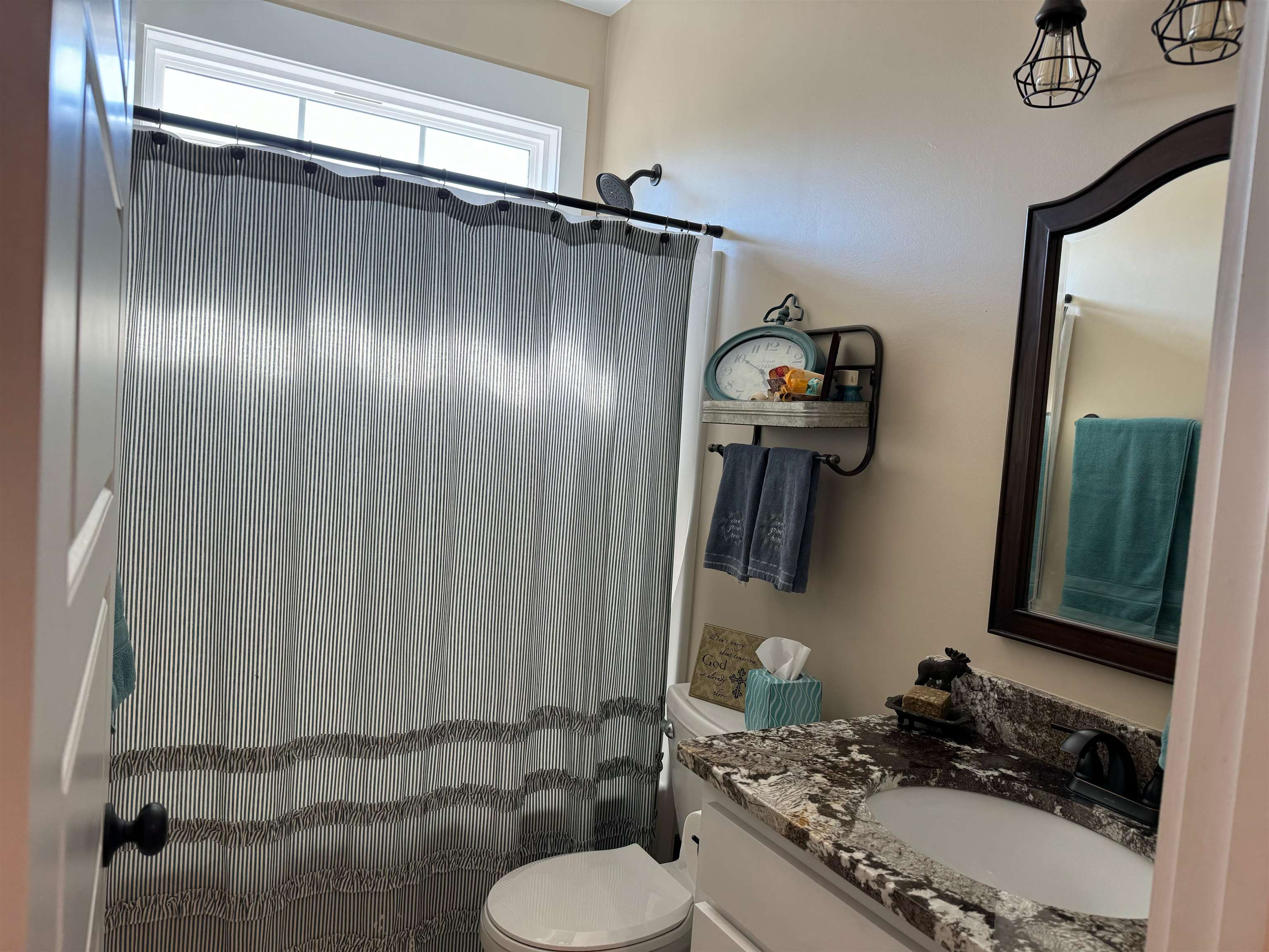 304 Dorman Road Campobello, SC 29322 - Photo 21 of 36