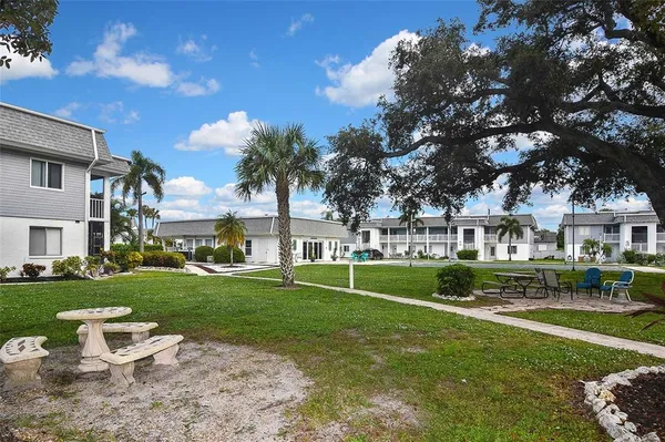 $90,000 | 22375 Edgewater Drive, Unit 133, Punta Gorda, FL 33980