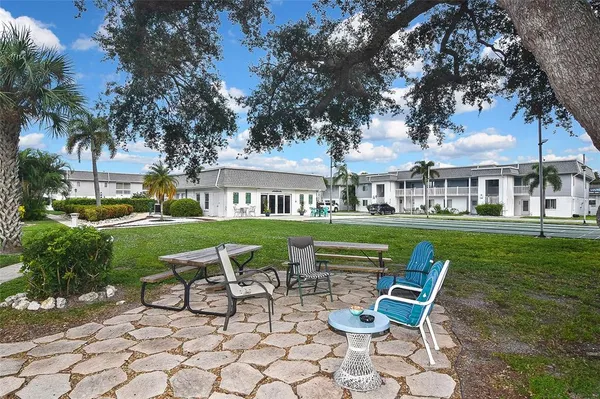$90,000 | 22375 Edgewater Drive, Unit 133, Punta Gorda, FL 33980
