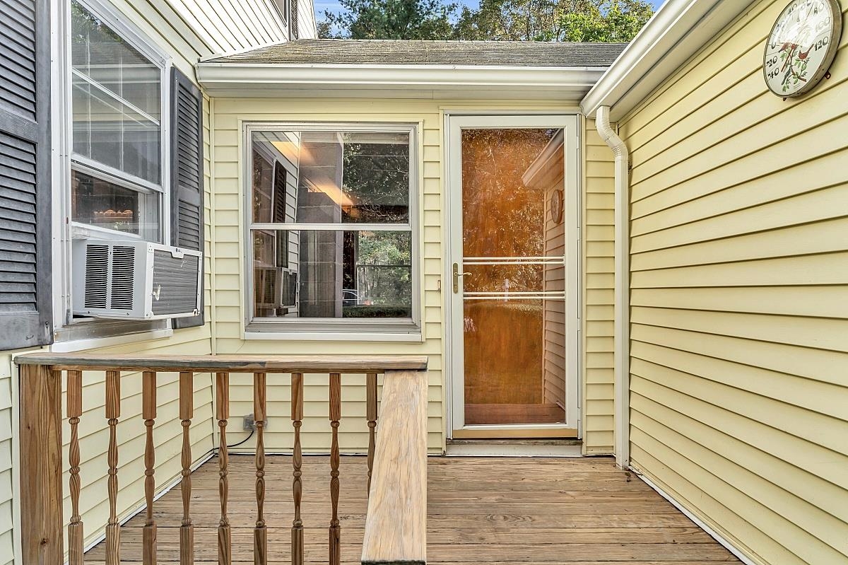 52 Cataract Avenue Dover, NH 03820 - Photo 13 of 32